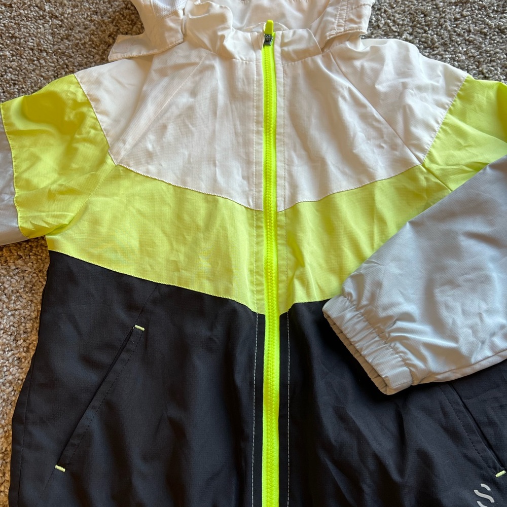 H&M Coat - Picture 2 of 3